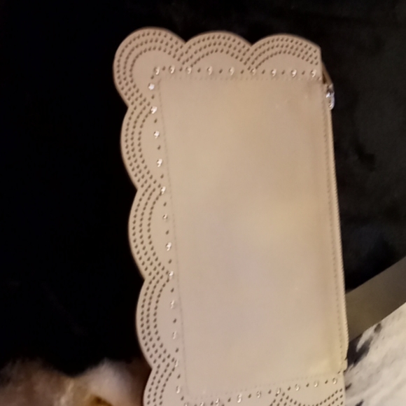 BCBG MAZAZRIA wallet - Picture 2 of 2